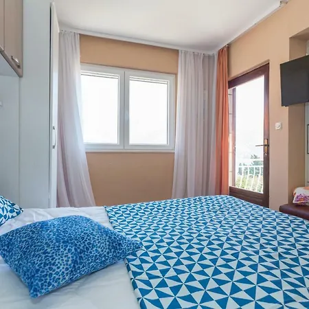 Guest house A.i.a. *